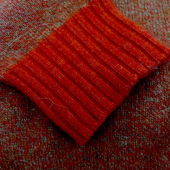 NEIMAN MARCUS EXCLUSIVE MENS SWEATER - Picture 4 of 6